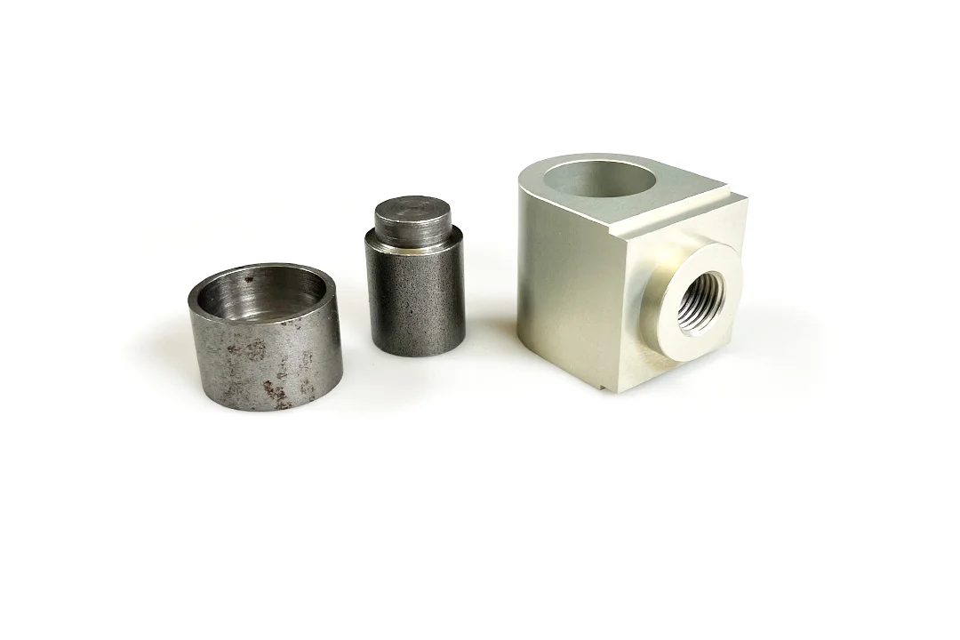 Tieferlegungssatz 20mm für Honda CBF600/CBF600S; Tyo PC43; Modelljahr 2008 EG-BE e3*2002/24*0490* mit ABE