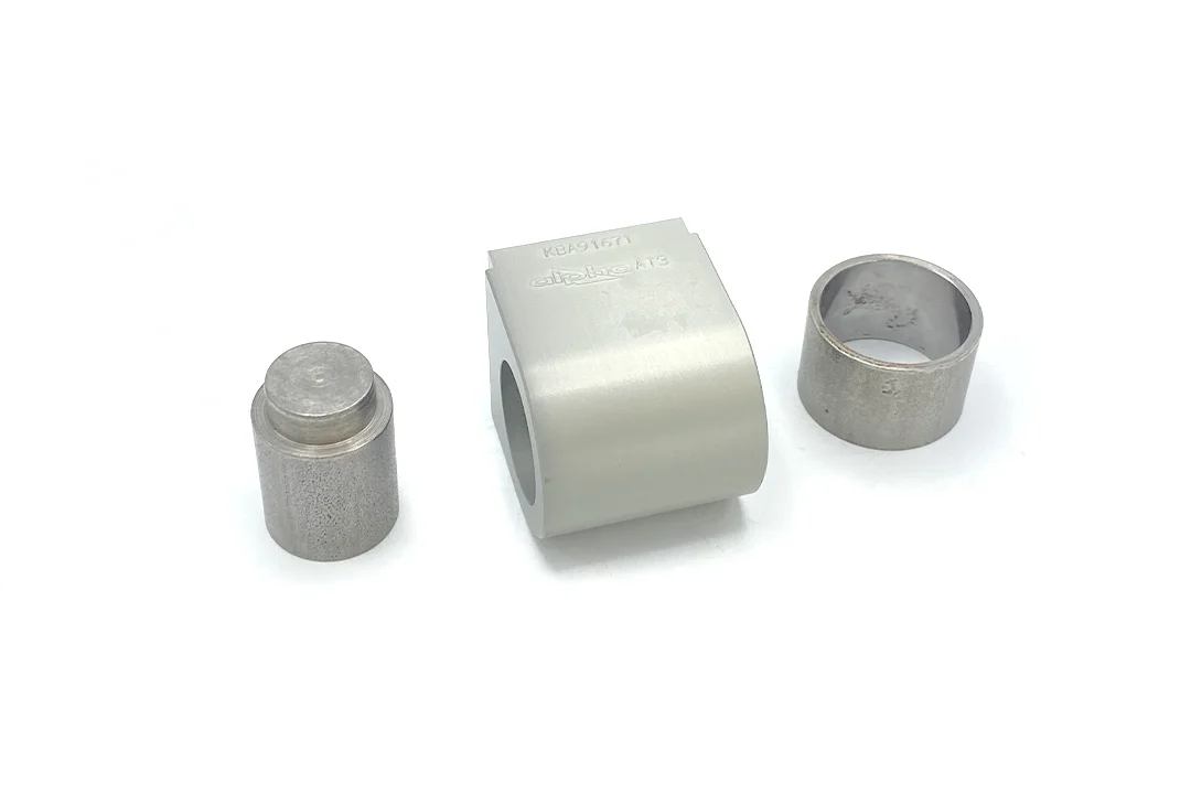 Tieferlegungssatz 30mm Honda CB650F/FA; Typ RC75; Modelljahr 2014 EG-BE e13*2002/24*0678* mit ABE
