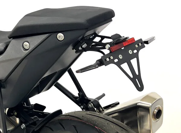 Kennzeichenhalter Edelstahl schwarz für KTM 990 Duke / 1390 Super Duke R, ab 2024 ab Bj. 2024 -