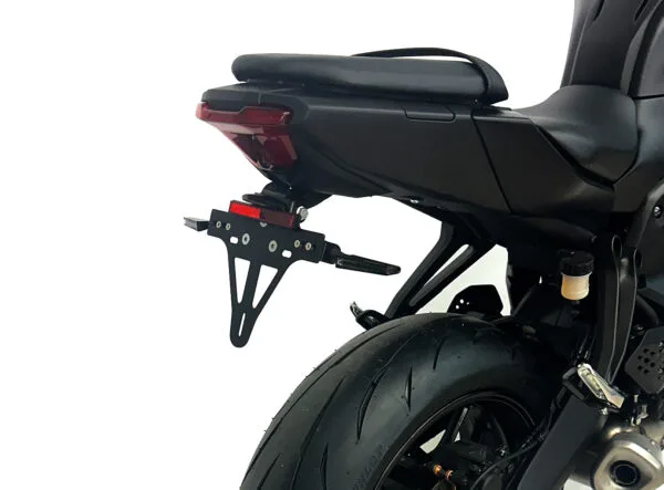 Kennzeichenhalter Edelstahl schwarz für Yamaha MT-07 / MT-07 Y-AMT ab 2025 ab Bj. 2025 -