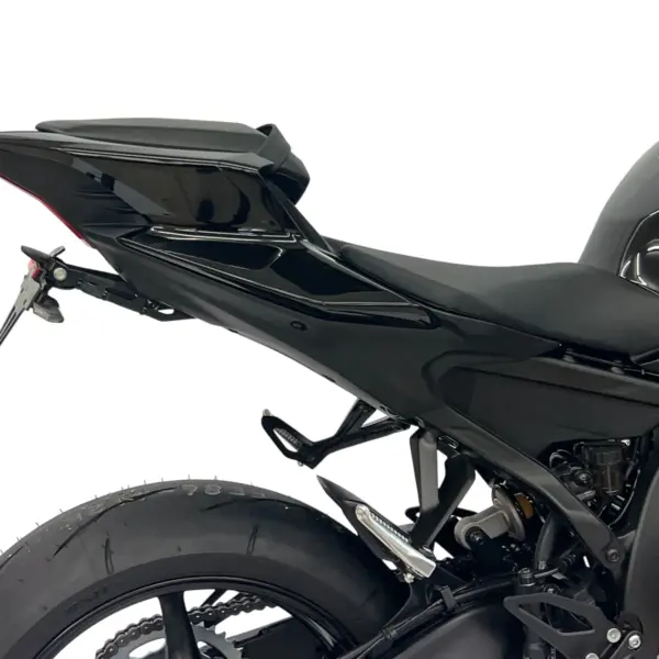 Kennzeichenhalter Edelstahl schwarz für Yamaha R9 ab 2025 ab Bj. 2025 -
