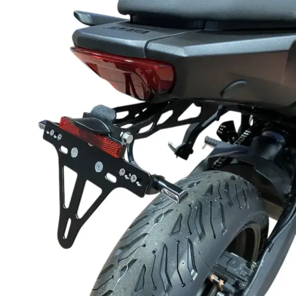 Kennzeichenhalter Edelstahl schwarz für Yamaha Tracer 7 / Tracer 7 GT, ab 2025 ab Bj. 2025 -