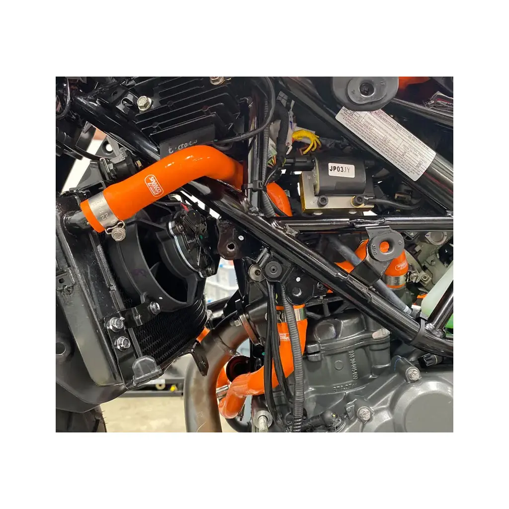 SAMCO SPORT Siliconschlauch Kit orange für KTM 390 Adventure 390 RC Modelljahr 2022-2024